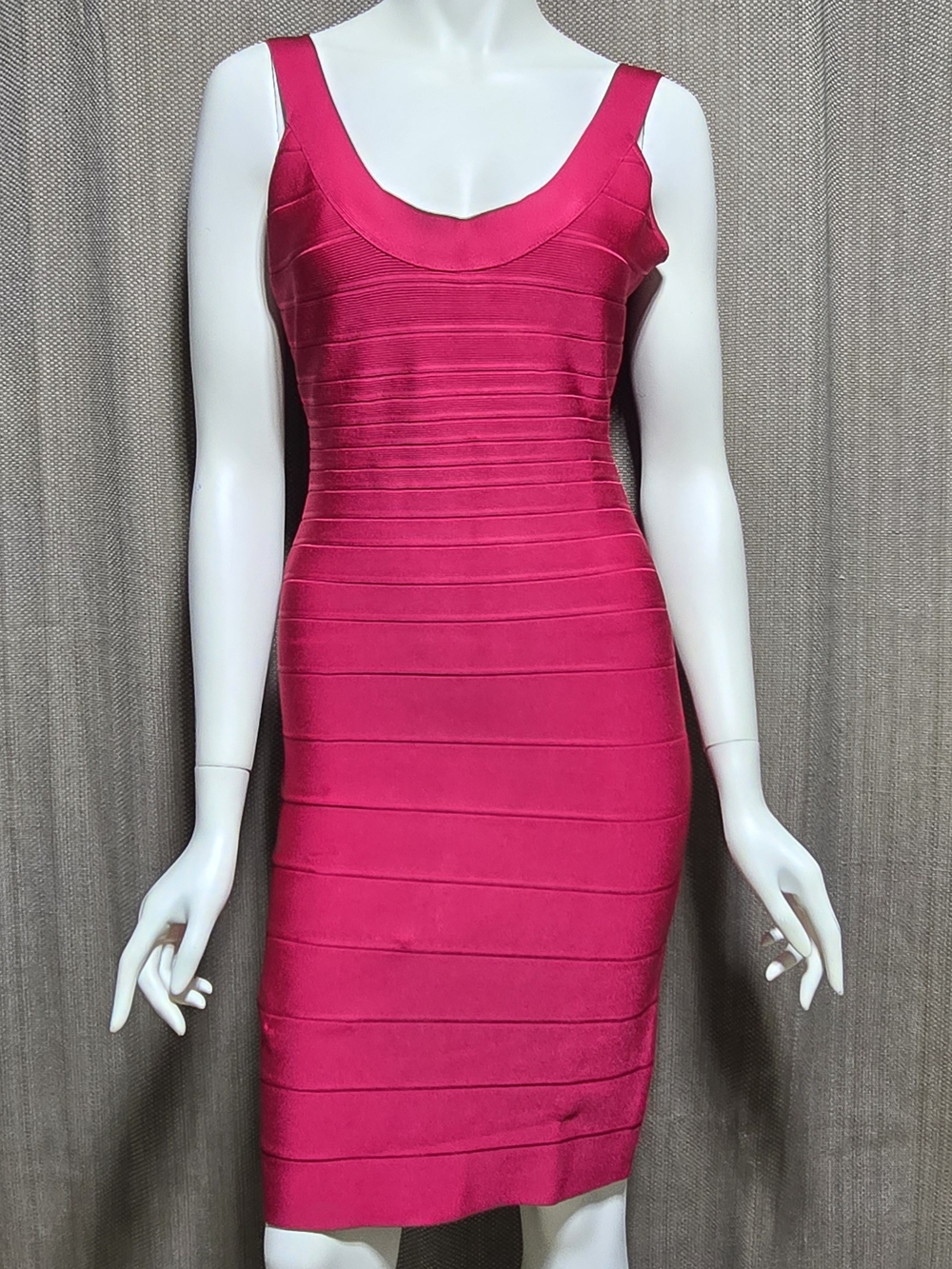 Hervé Léger Sydney Red Bandage Dress L Scoop Neck Bodycon Cocktail Dress